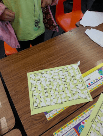 Race to 100 Hundreds chart game 100th day math activities